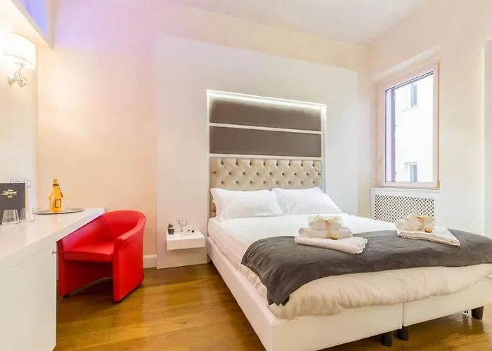 Piazza Venezia Luxury Konukevi 4*